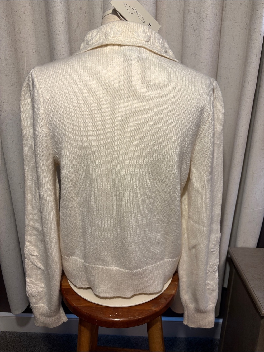 Joie Ivory Floral Embroidered Collared Sweater NWT M - Picture 2 of 9